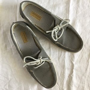 Grey canvas Boat Shoes with ties